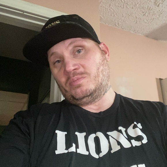 Meet your Posher, Robert - Picture 1 of 1